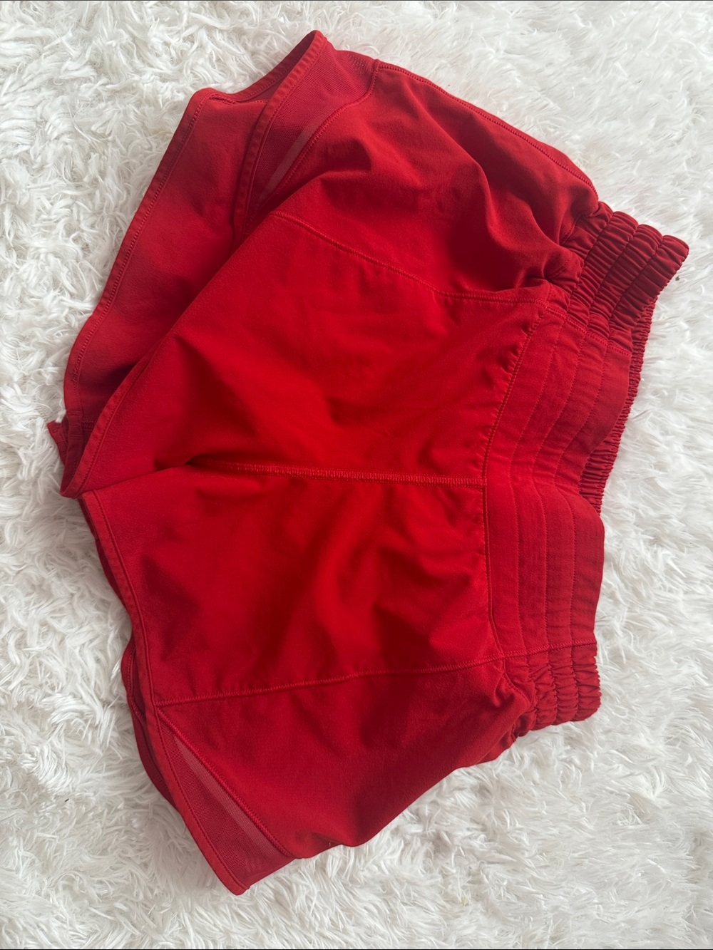 Lululemon hottie hot 2.5 Oxford Red.  Like new!